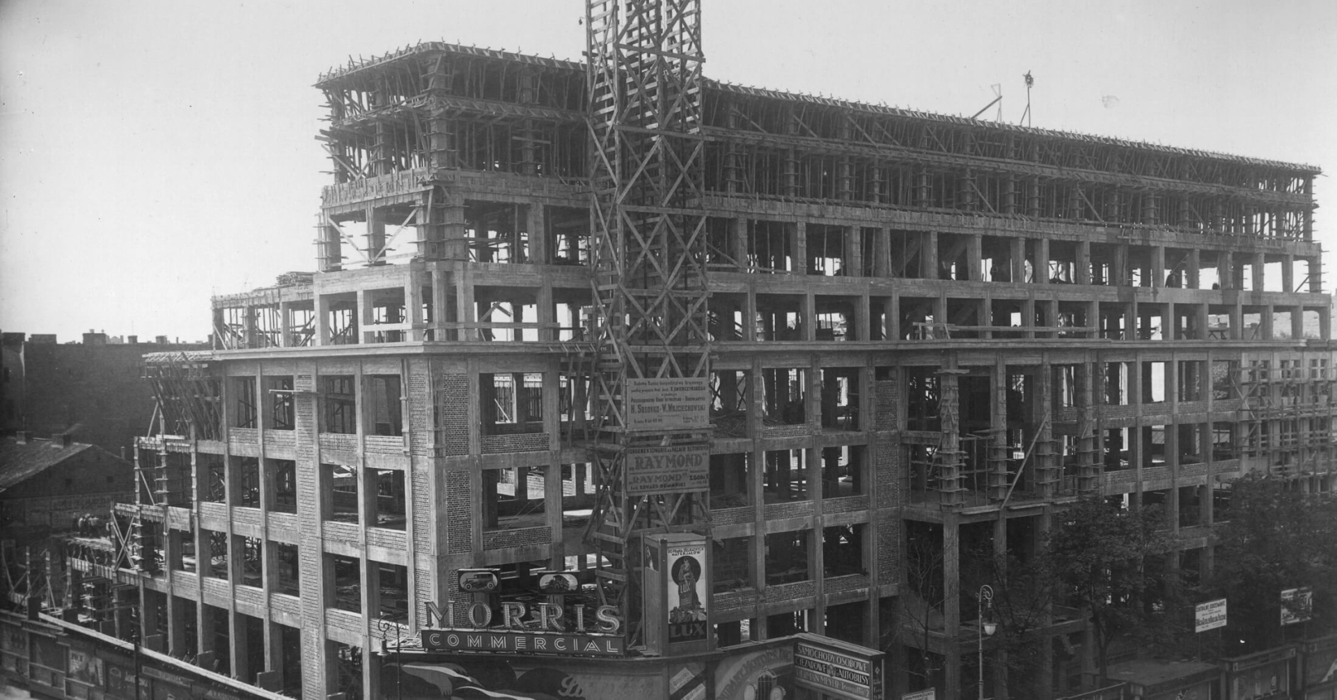 Finished column and frame structure of the BGK building 1930
