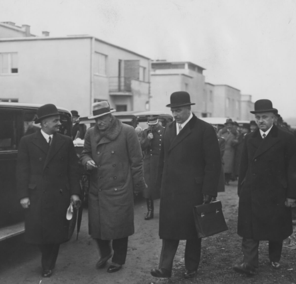 From left, President of BGK General Roman Górecki and President of the Republic of Poland Ignacy Mościcki at the building and housing exhibition, 1935